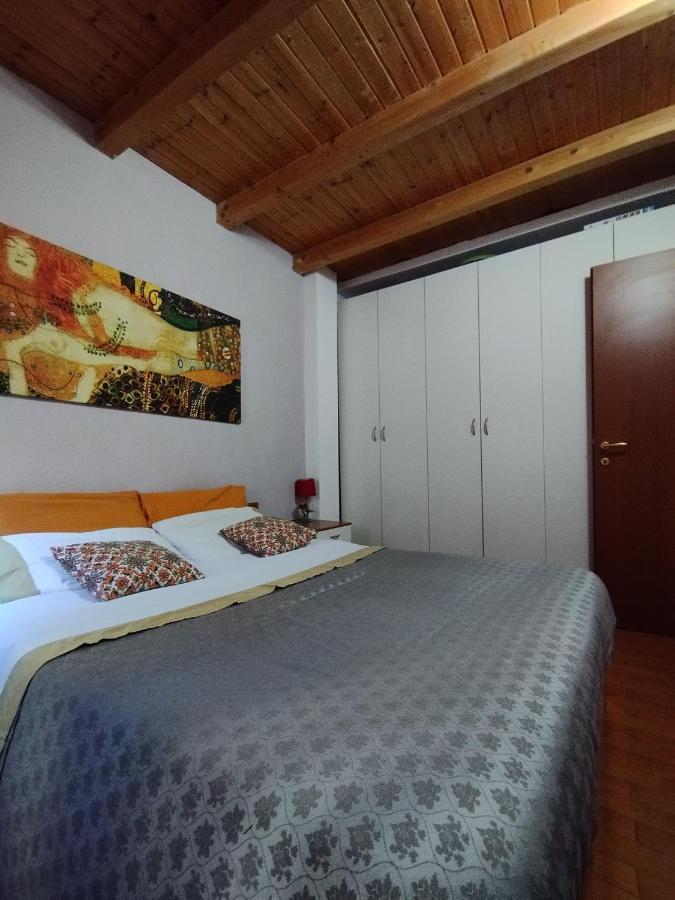Apartment Trezza Ачи-Трецца Екстер'єр фото