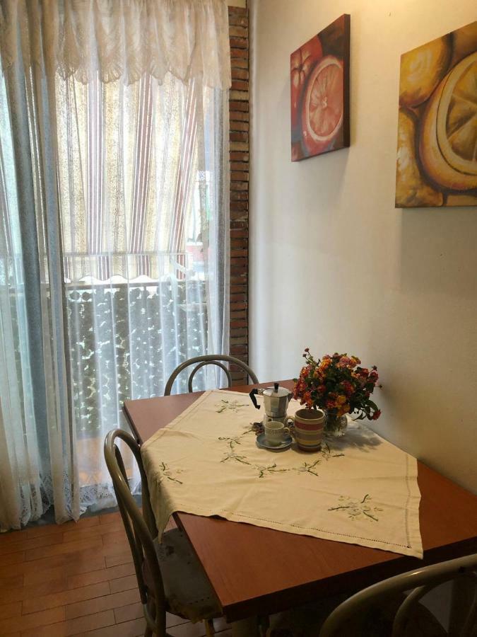 Apartment Trezza Ачи-Трецца Екстер'єр фото